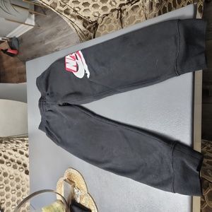 NIKE BOYS SWEATPANTS